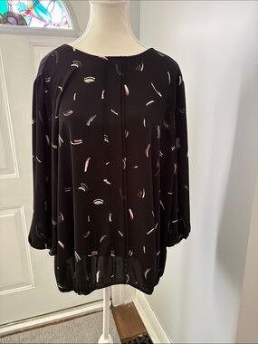 Reitmans Black Top with Subtle Light Print - 2X